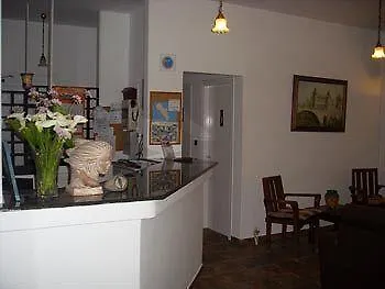 Ostria & Hotel